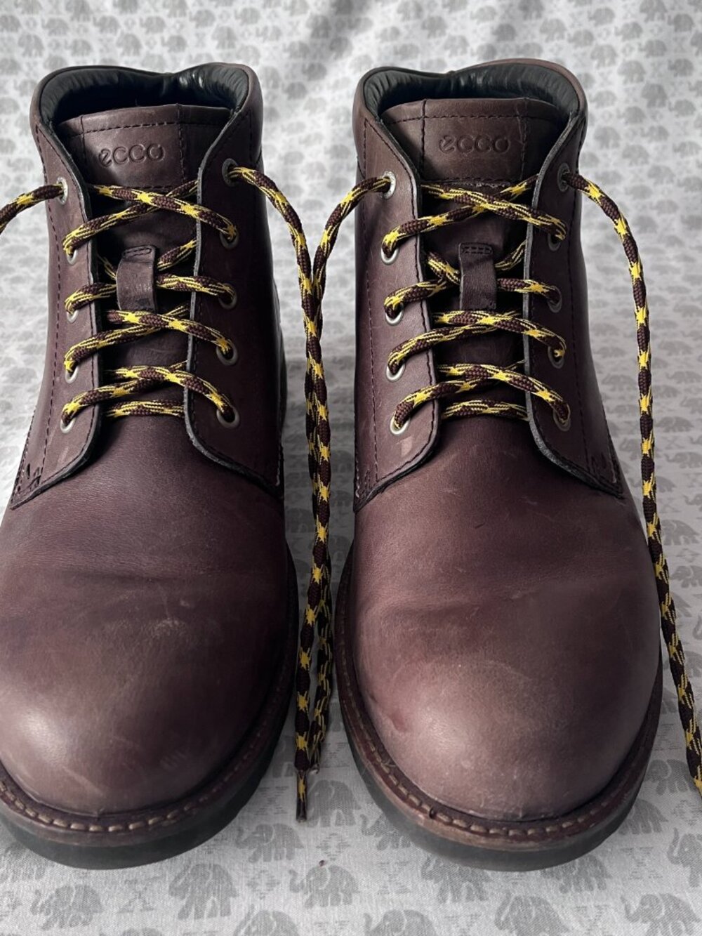 ECCO Men's Brown Leather Lace-Up Boots - Picture 8 of 11